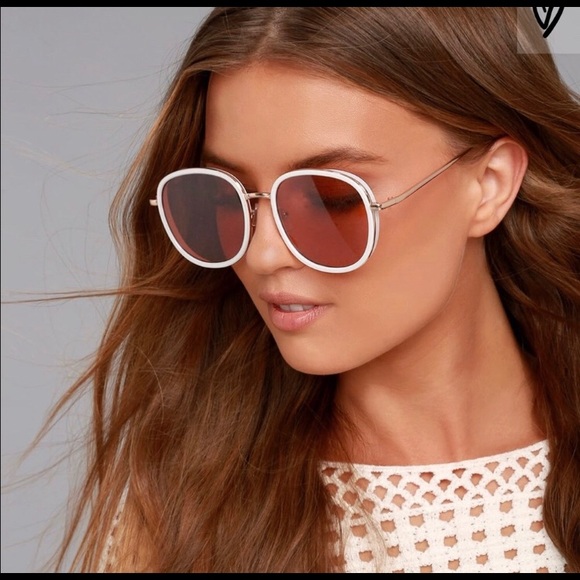 Lulus Accessories - 🎯2X HP🎯 Lulu’s Disco Queen White&Pink Sunglasses
